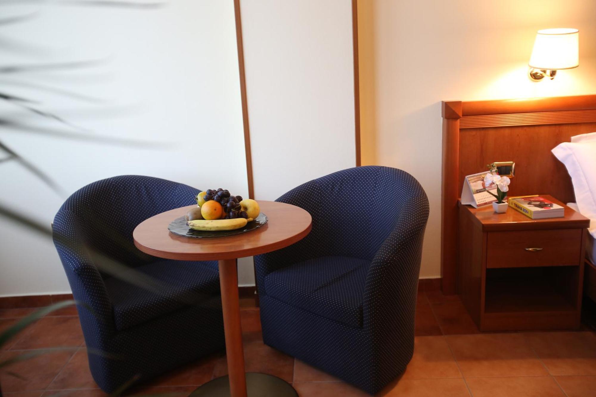 Hotel Continental Vore Ruang foto