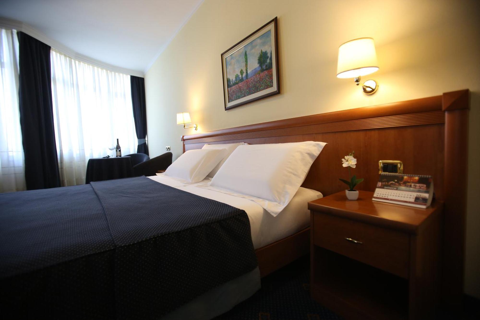 Hotel Continental Vore Ruang foto